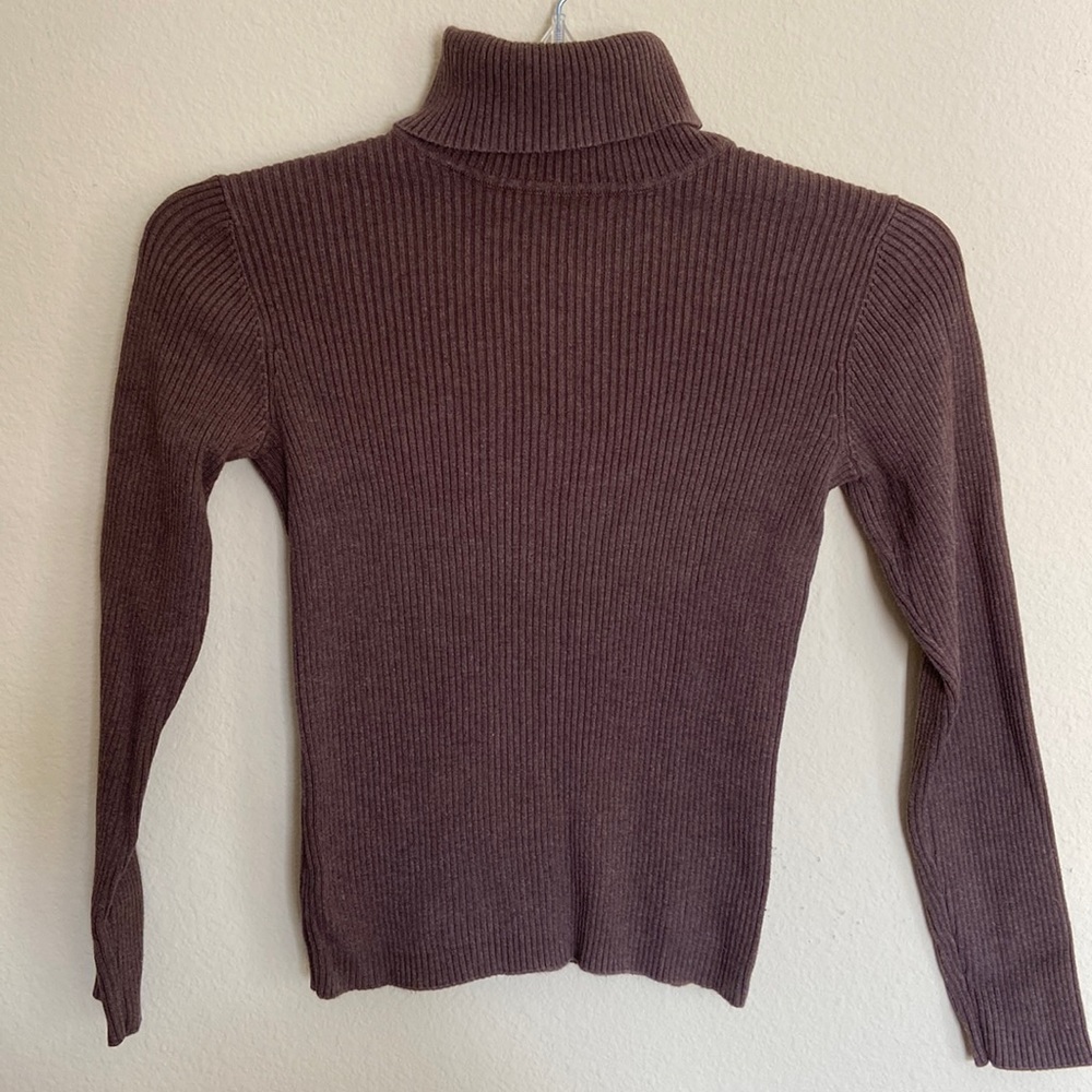 Old Navy turtle neck shirt size S/P